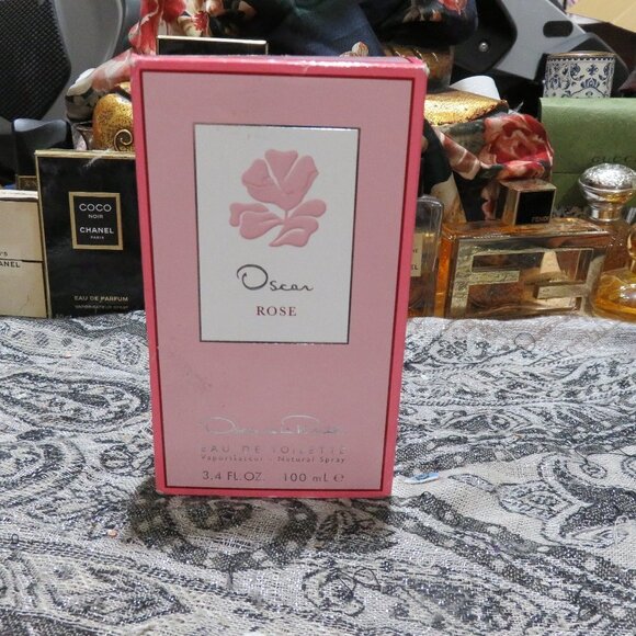 Oscar Rose by Oscar De La Renta EDT Damask Rose Peony Freesia Lily Musk Amber - Picture 1 of 7